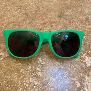 NWT Poshmark Green Sunglasses